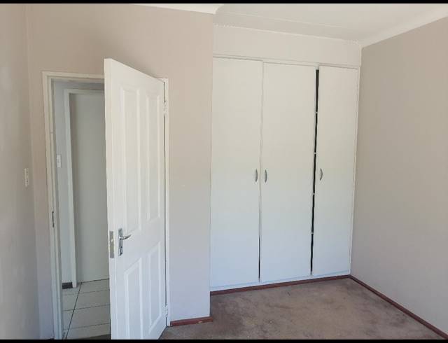 1 bed property to rent in BASSONIA